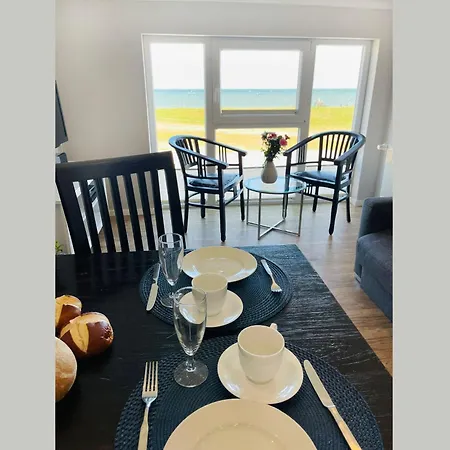 A10 Mayflower Apartament